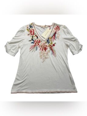 Solitaire White V-Neck Tee with Multicolor Floral Embroidery NWT Size Small